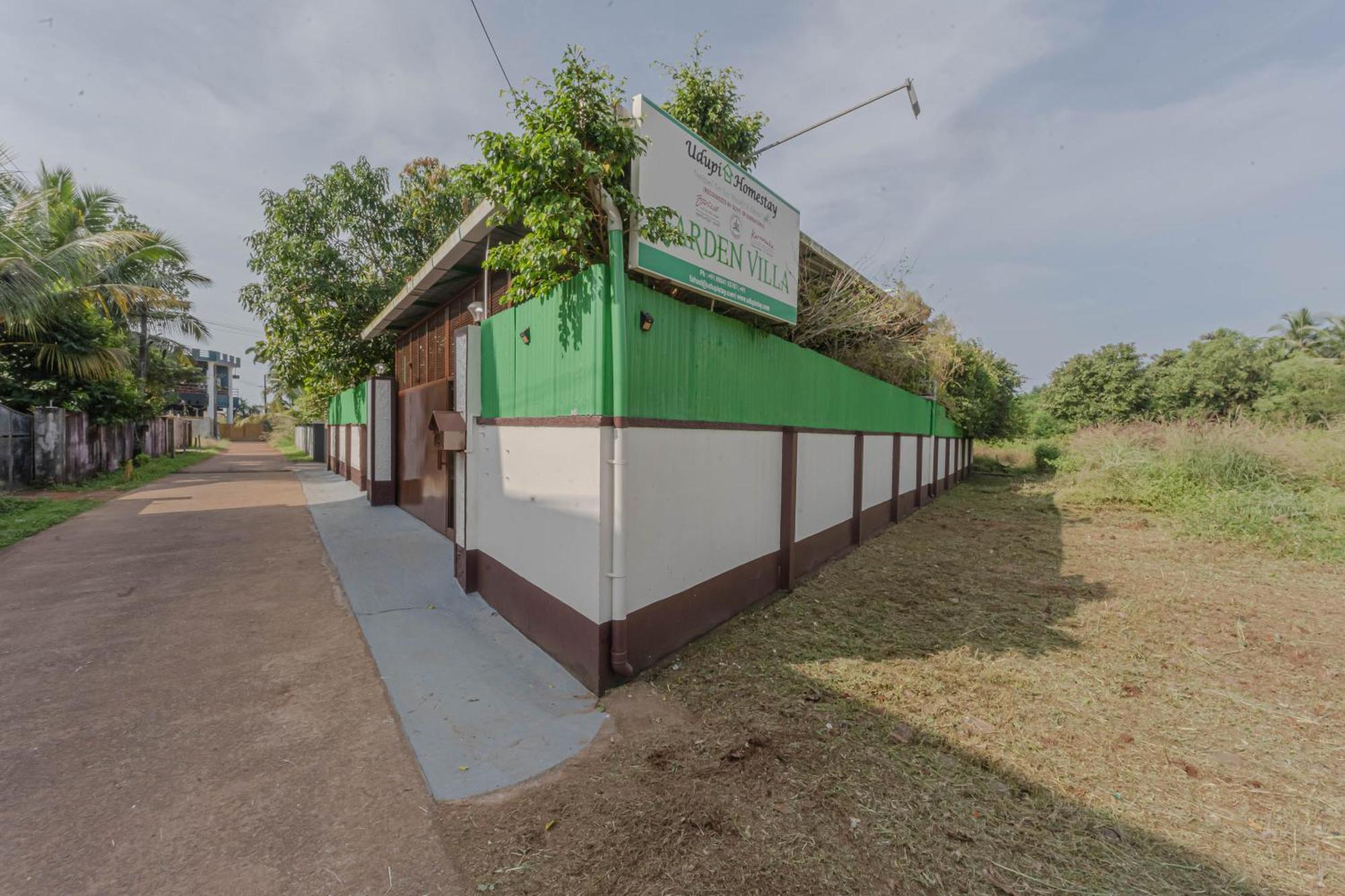 Udupi Homestay Garden Villa Exterior foto